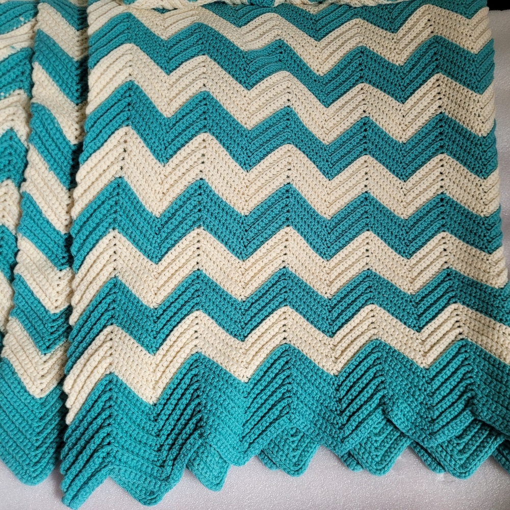 Vintage Chevron Blanket Bed Cover